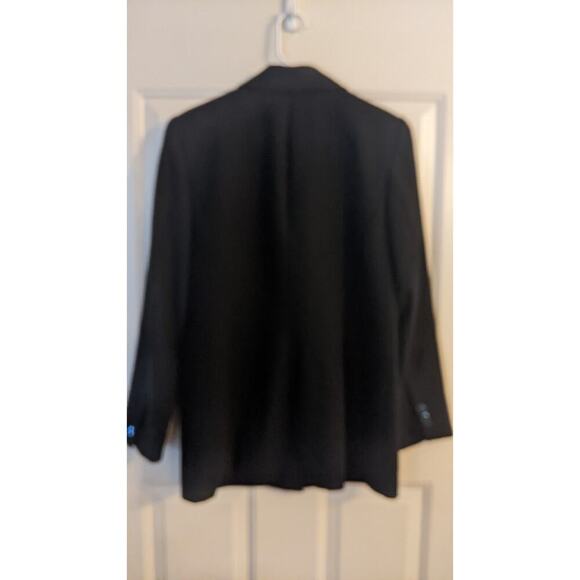 Talbots Black Wool VTG Blazer, Size 8 Button Close, Front Pockets, Shoulder Pads - Picture 4 of 10